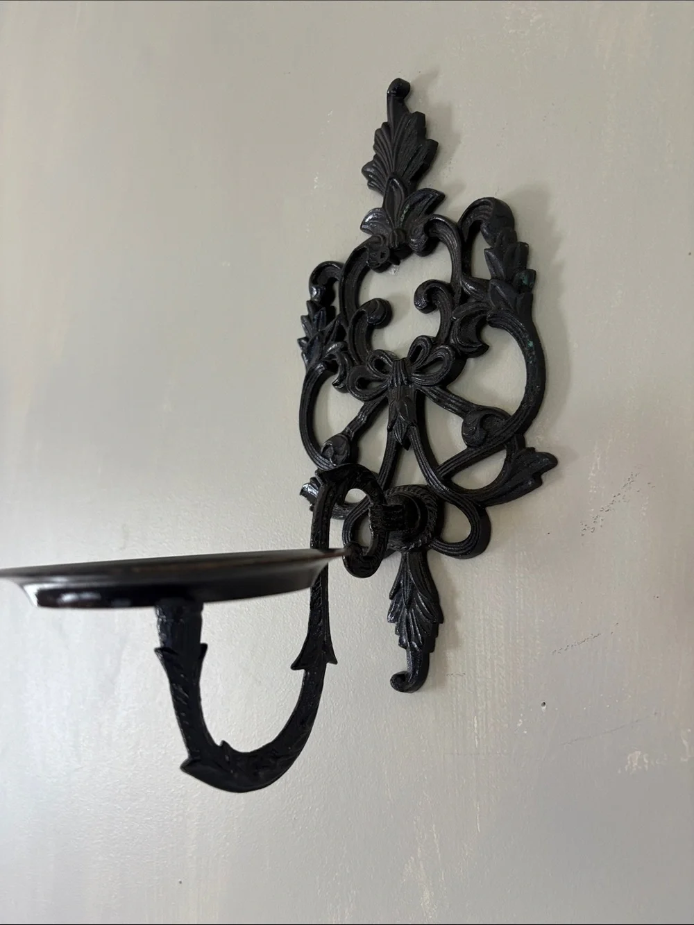 Vintage Ornate Black Cast Iron Wall Candle Sconce – Ribbon Bow & Scrollwork Leaf
